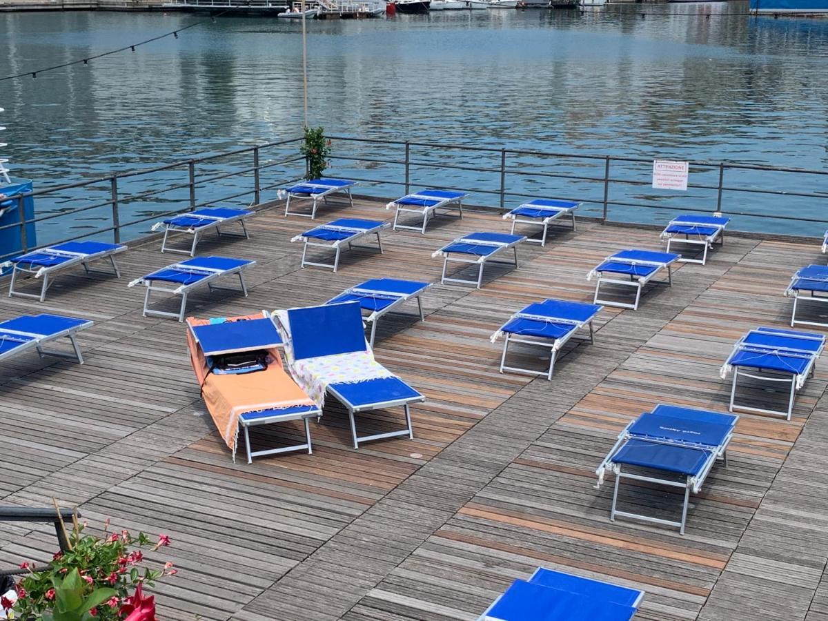 Old Port Apartment 4 Beds جنوة المظهر الخارجي الصورة
