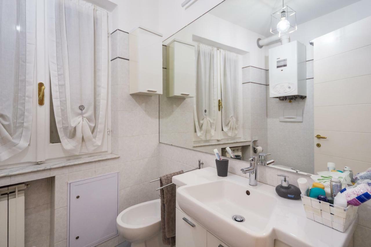 Old Port Apartment 4 Beds جنوة المظهر الخارجي الصورة